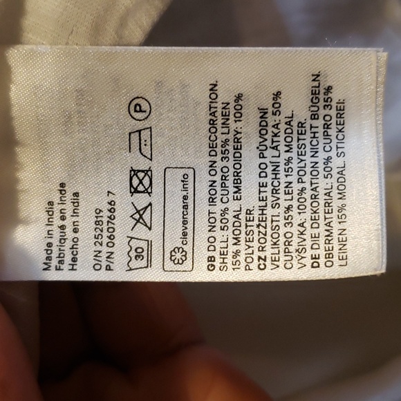 H&M White Embroidered Top - Picture 8 of 11